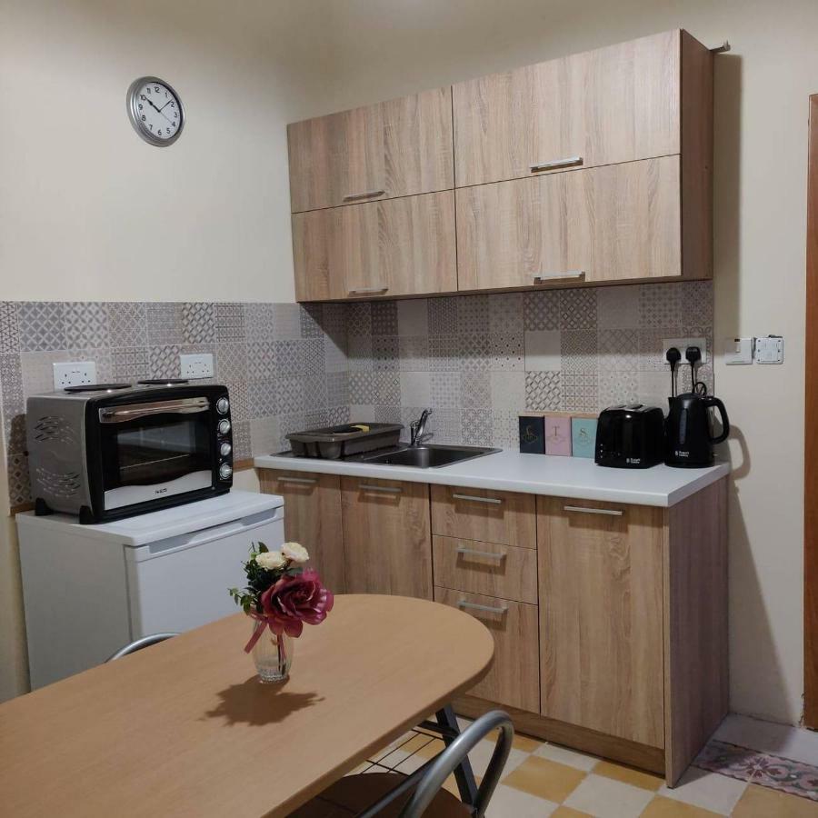 Ferienwohnung Rons Town House Tarxien Exterior foto